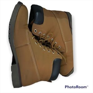 Worn rock& candy boots in a good condition.